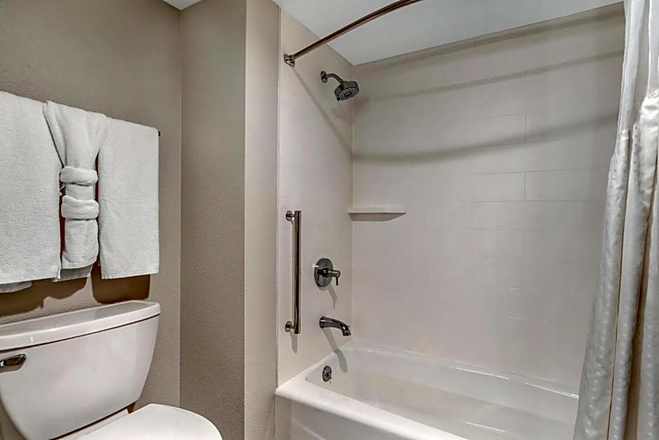 HOLIDAY INN EXPRESS FALLON By IHG