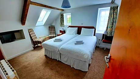 Superior Double or Twin Room (no pets)