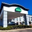 Spark by Hilton Tupelo