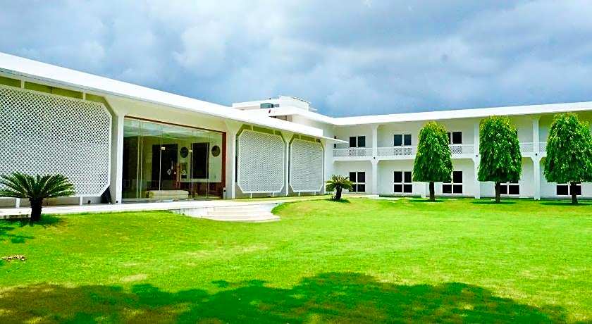 Hotel Chandela