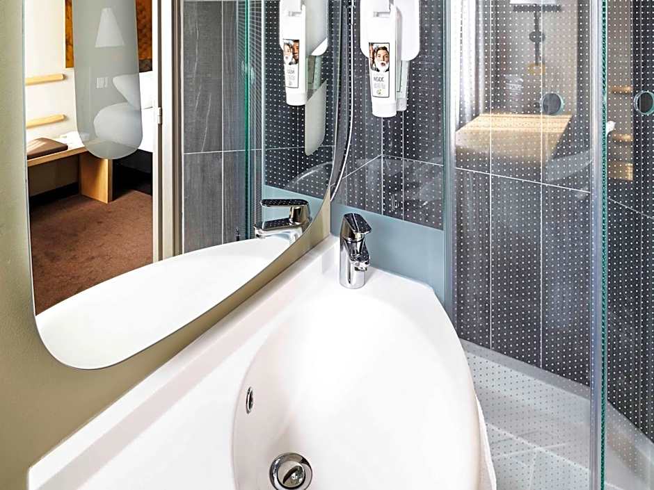 ibis Marne la Vallee Champs