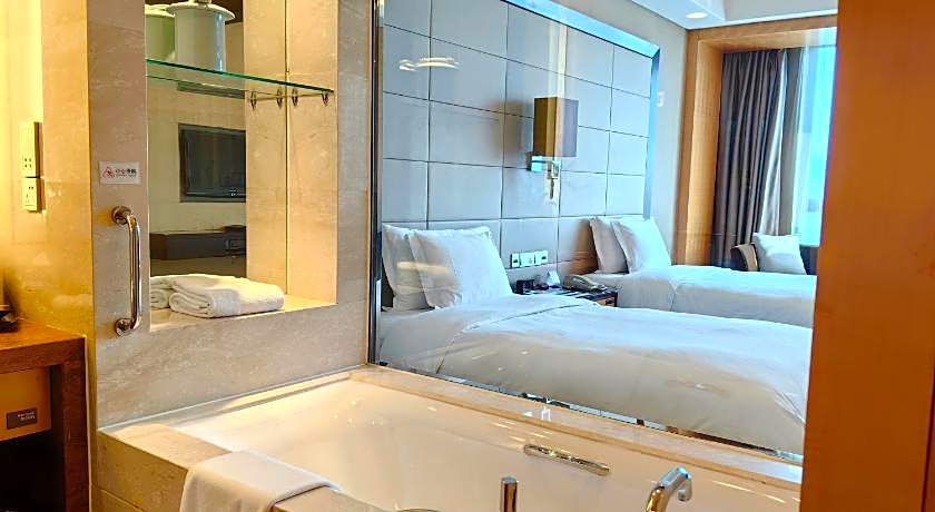 Crowne Plaza Yichang By IHG