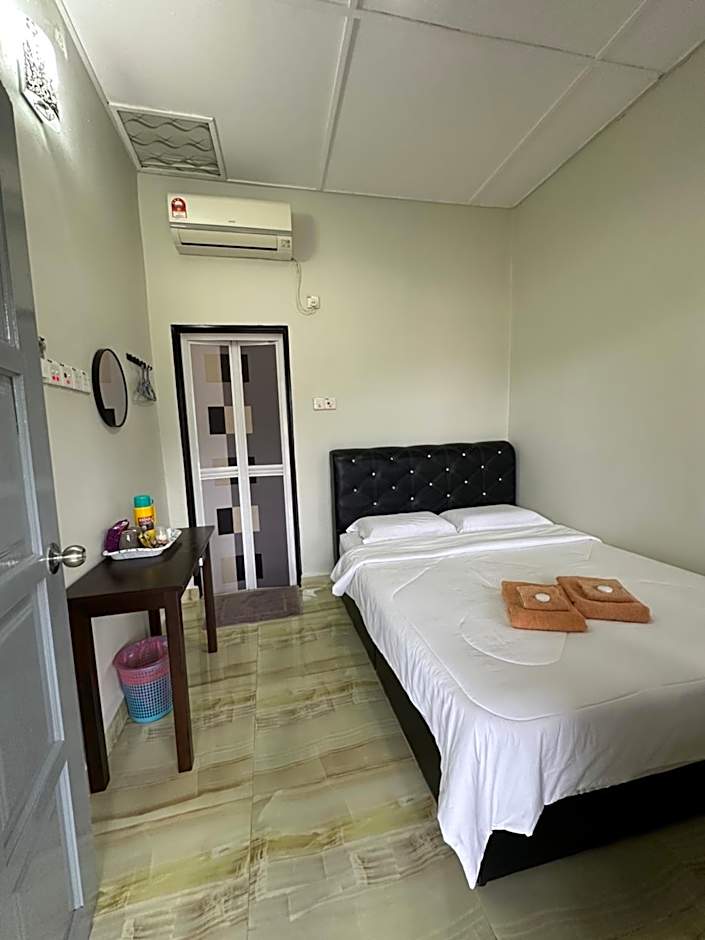 Julies Hostel Taman Negara