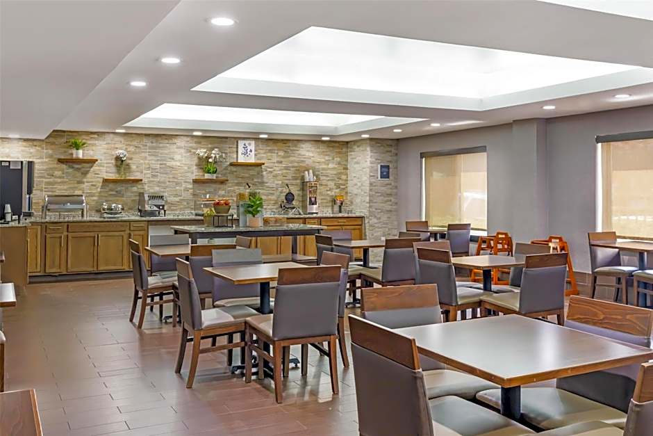 Best Western Plus Raleigh Crabtree Valley Hotel