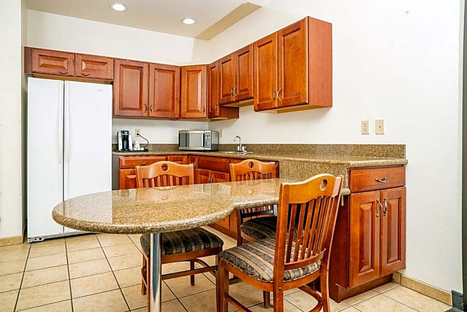 Holiday Inn Express & Suites Barstow - Route 66 by IHG
