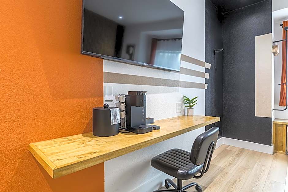 The Block Hotel