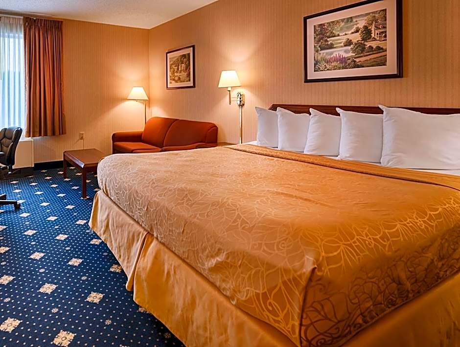 Baymont Inn & Suites by Wyndham Groton-Mystic