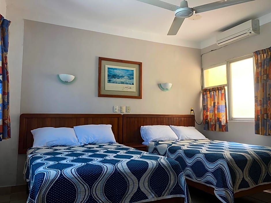 Hotel El Faro Malecon