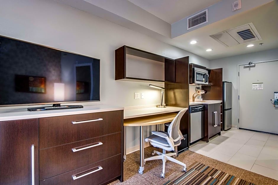 Home2 Suites by Hilton DFW Airport South/Irving