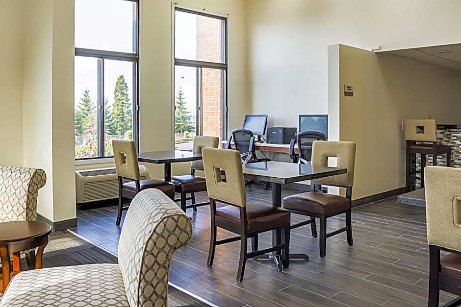 Quality Inn & Suites Clackamas - Portland