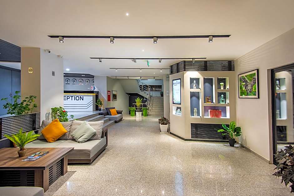 Orbi Palace Hotel Official