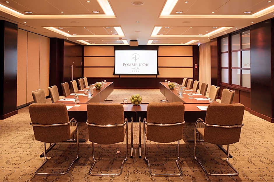 Pomme d'Or Hotel