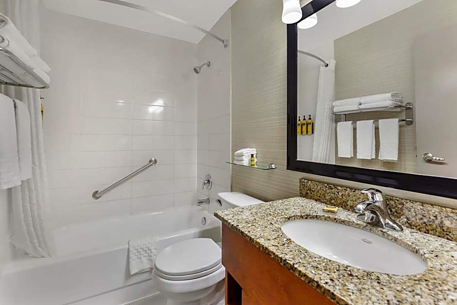 Best Western Plus Rose City Suites