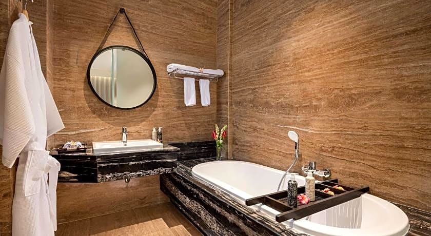 Mokko Suites Batubelig