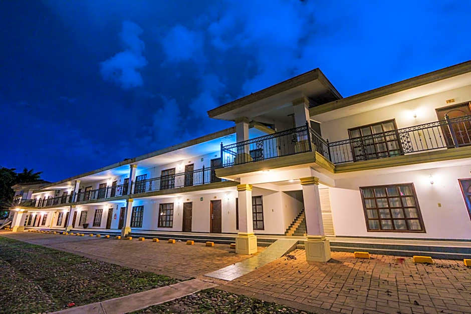 InHouse Select Hacienda Tres Rios