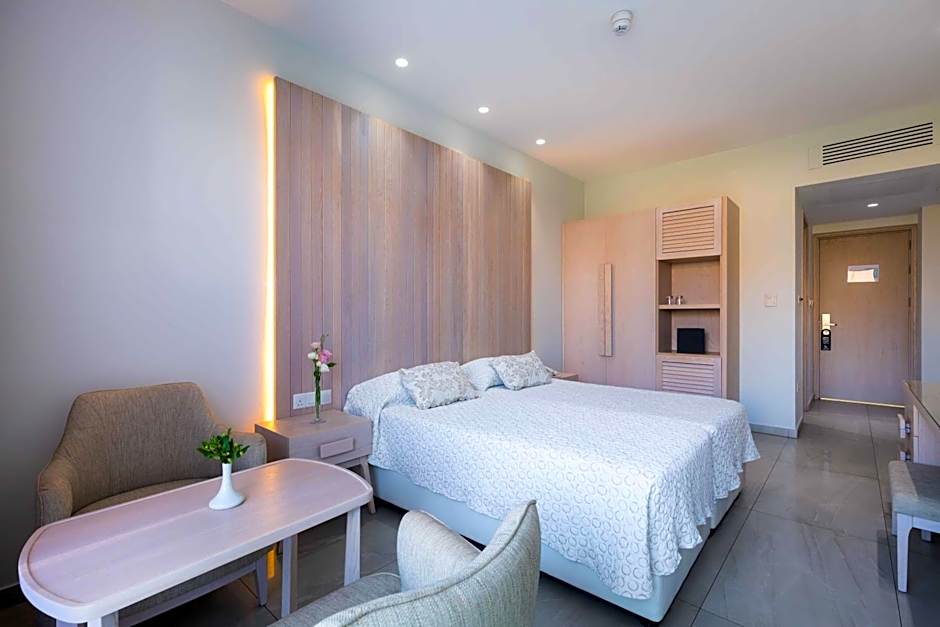 Tasia Maris Beach Hotel - Adults Only