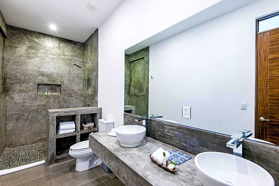 Ysuri Sayulita - Beachfront Hotel