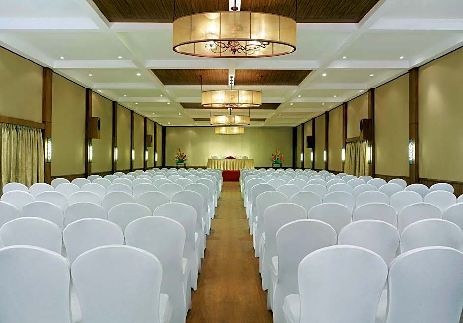 Vivanta Ernakulam, Marine Drive