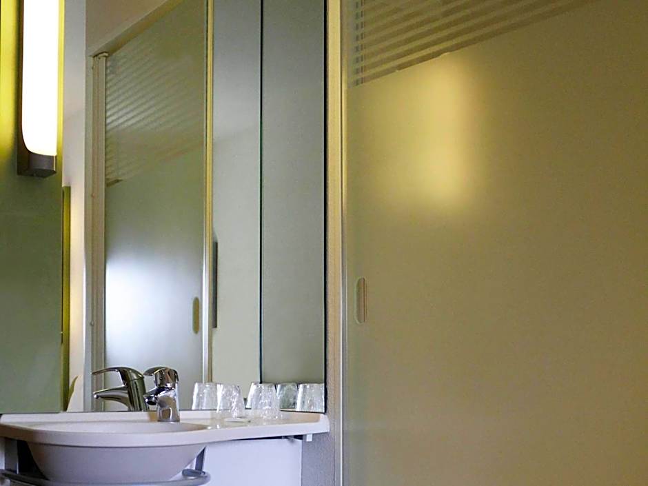 ibis budget Gare de Poitiers