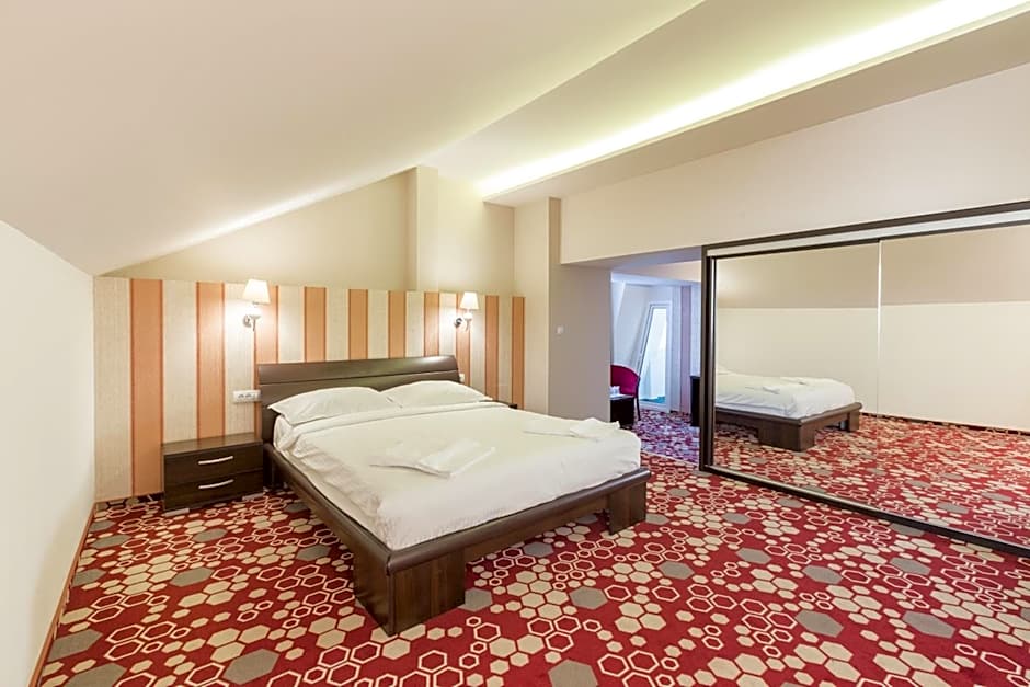 Bacolux Craiovita, Craiova