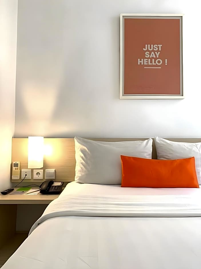 Zuri Express Mangga Dua