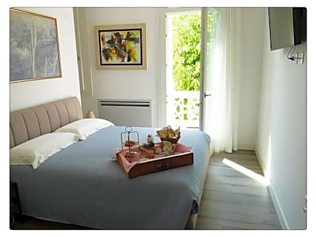 Double Room with Private Bathroom