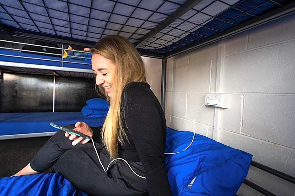 Summer House Backpackers Melbourne