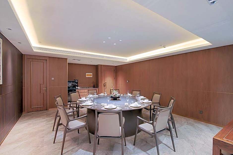 Echeng Hotel Hebi Qi County