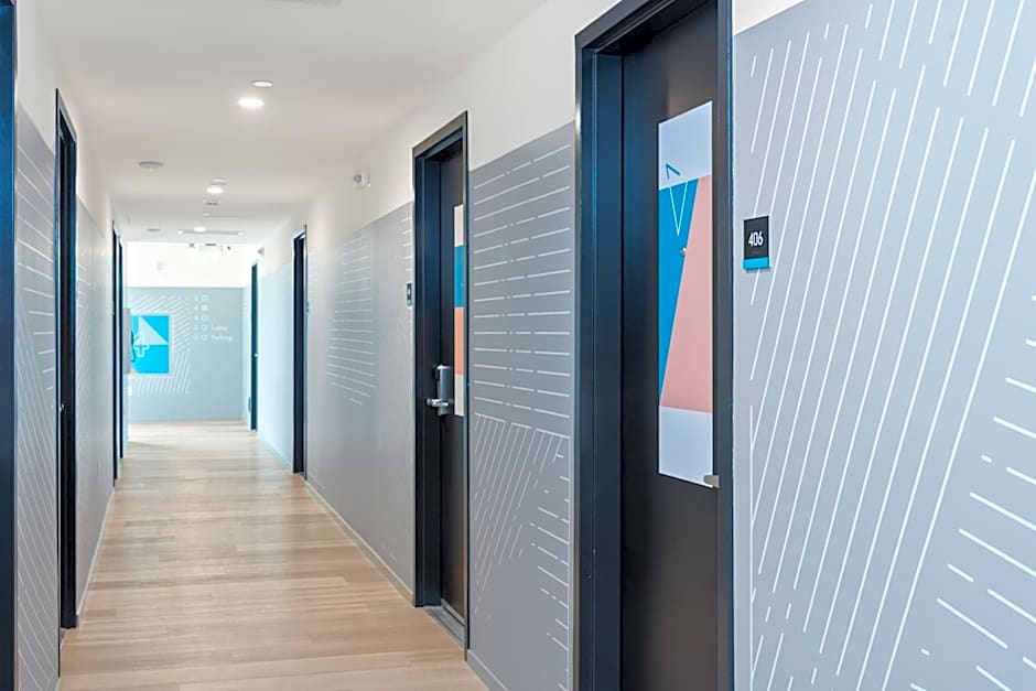 The Metric - Los Angeles Downtown