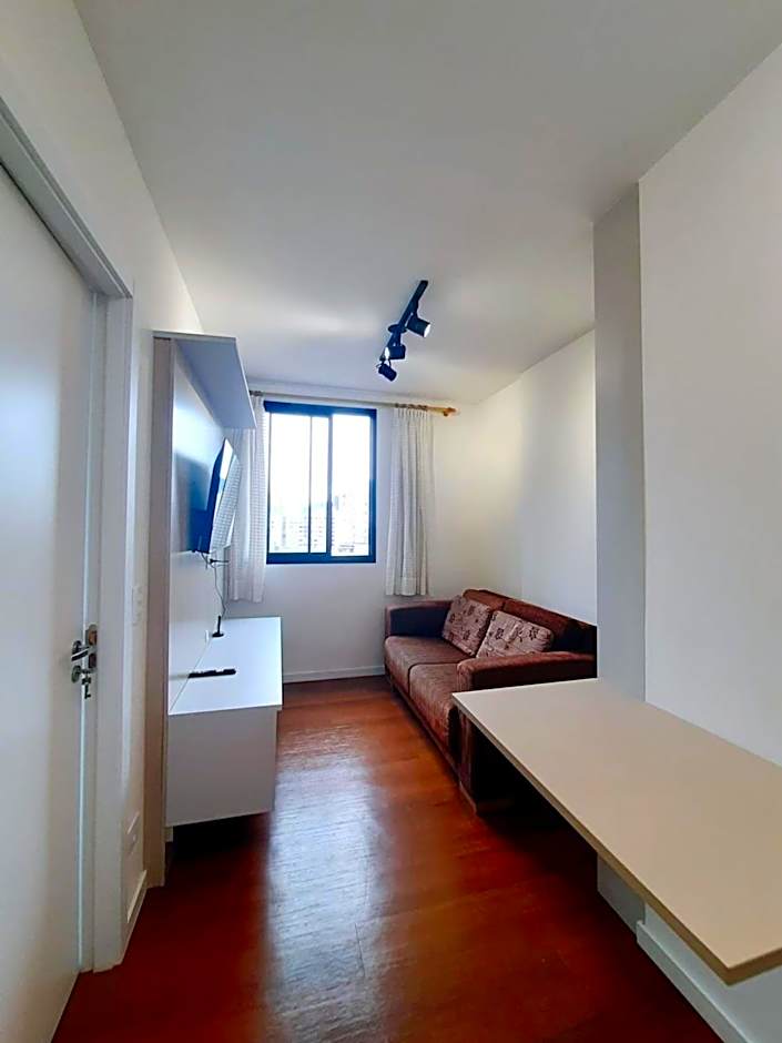 Apto confortável Centro/Batel