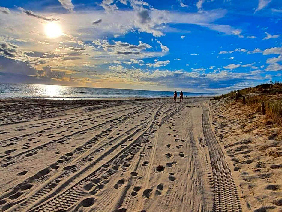 Coastal Salty Air 2bedrm 2bath W Ocean Views!