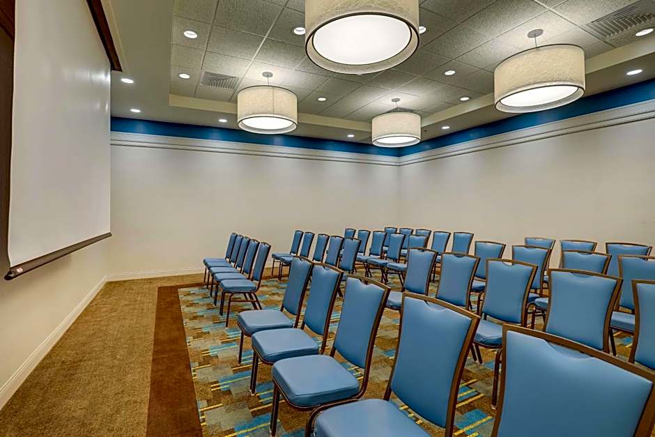 Drury Inn & Suites Grand Rapids