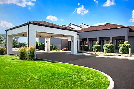 Courtyard by Marriott Syracuse Carrier Circle