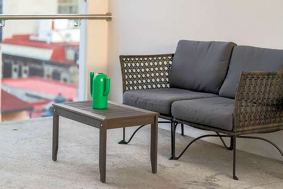 P202 Walk to Zocalo 3Bdrm 2bath Rooftop AC