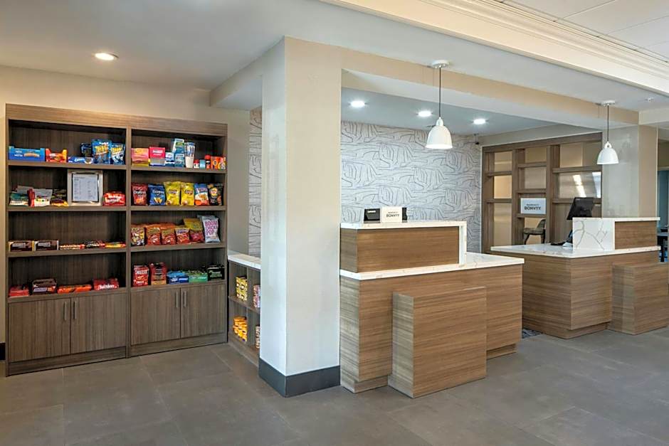 Fairfield Inn & Suites by Marriott Lafayette South