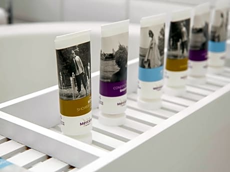 Classic room with 1 double bed