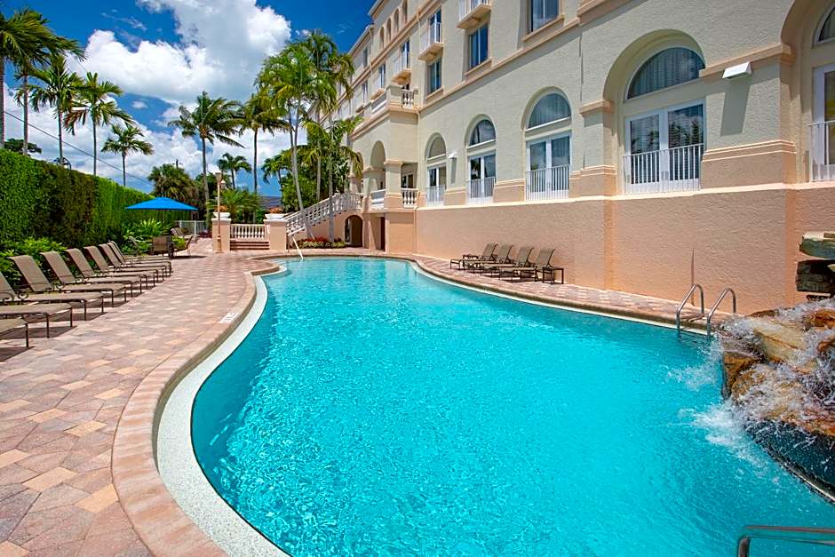 Hilton Naples