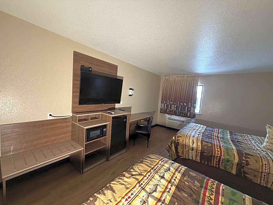 Booneslick Lodge - Neosho