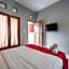 RedDoorz near Mertasari Beach 2