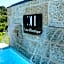 Casa d'Henrique Retreat Pool and Spa