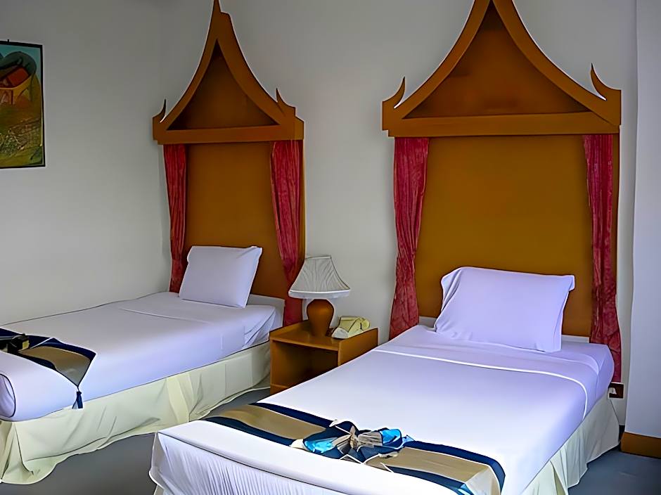 Ayutthaya Grand Hotel