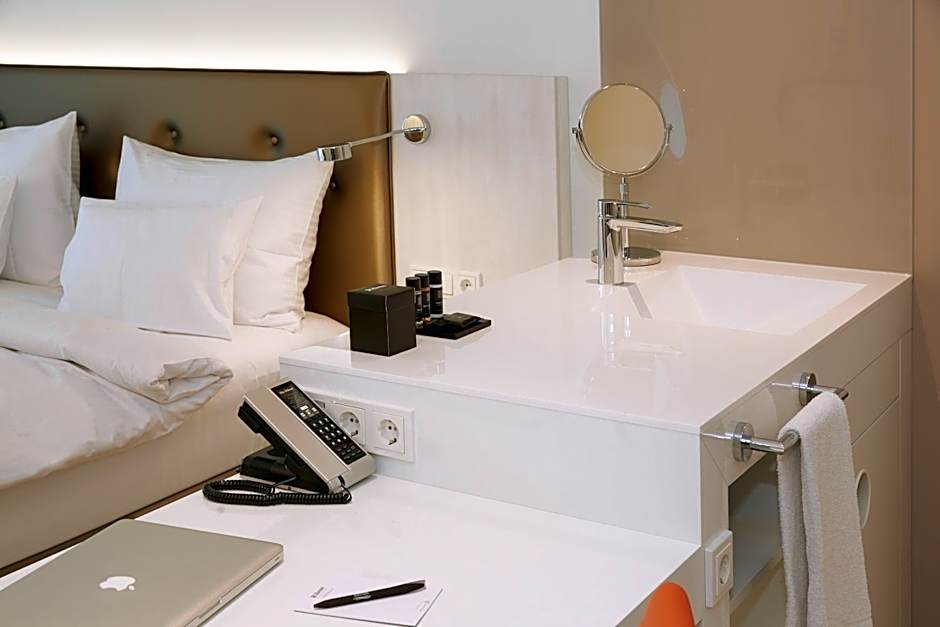 elaya hotel kleve, Trademark Collection by Wyndham