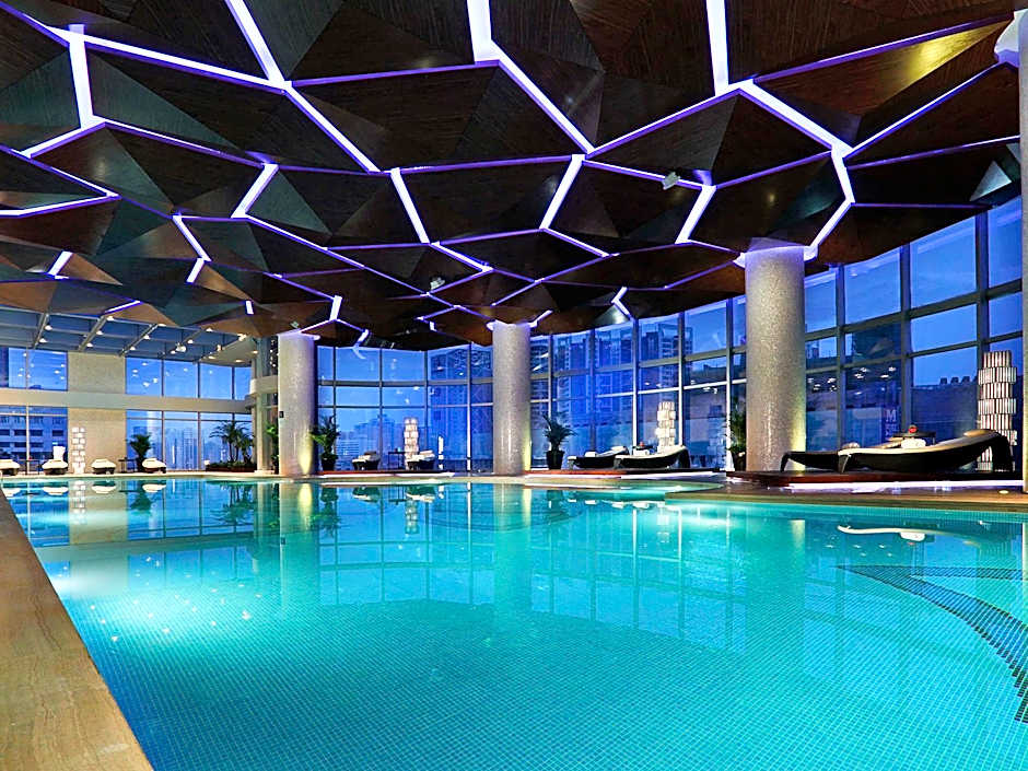 Sofitel Guangzhou Sunrich Hotel