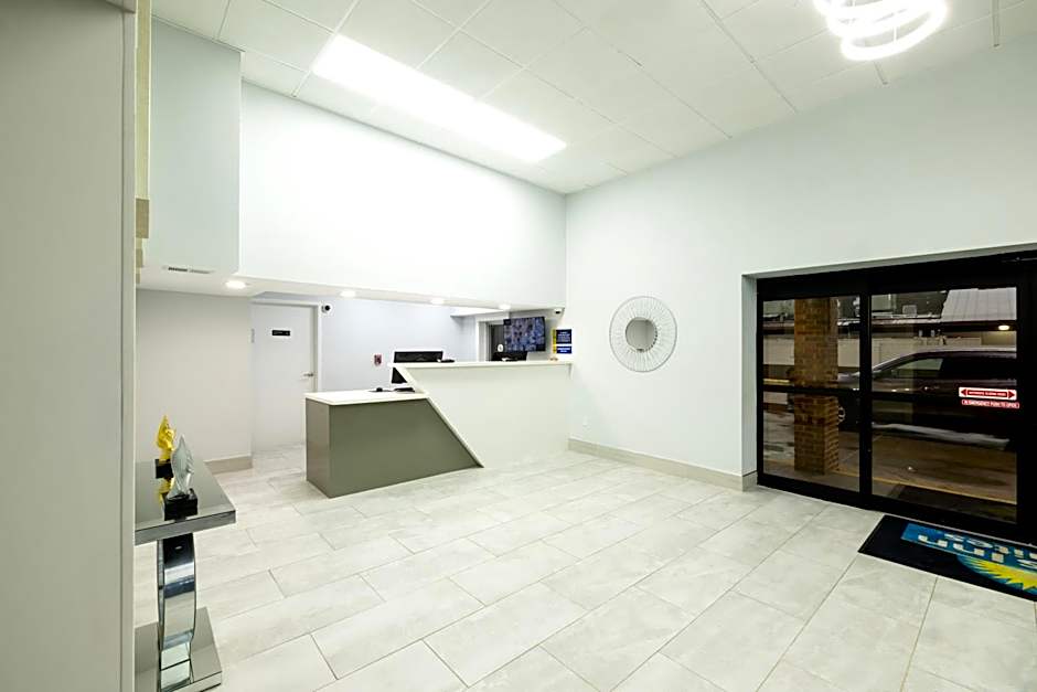 Days Inn & Suites by Wyndham Bossier City - Casino Area