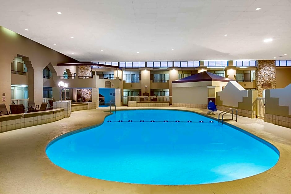 Ramada by Wyndham Midtown Grand Island