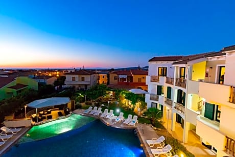 Suite with Pool View