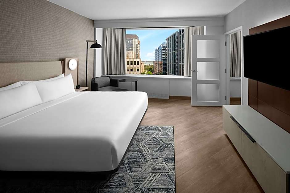 AC Hotel by Marriott Arlington National Landing