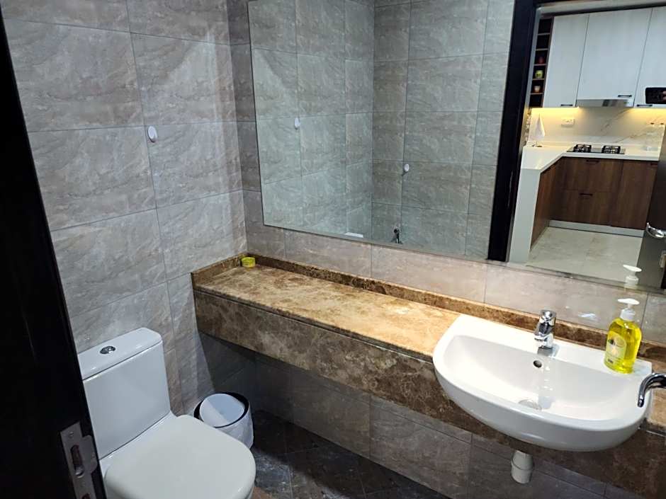 Preatoni Tower - JLT by Golden Casa