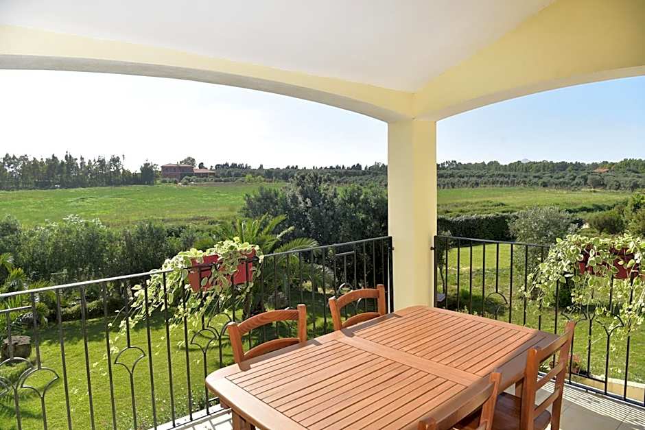 Palmas Dorada Home