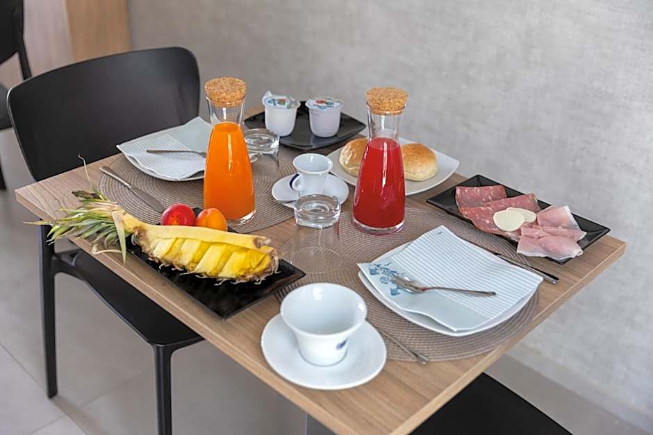 10 Catalani Rooms